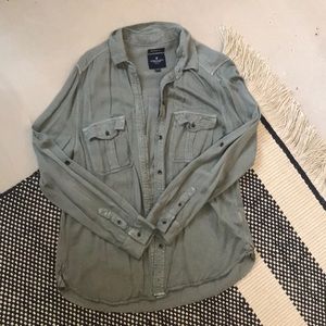 AE Boyfriend Fit Button Up